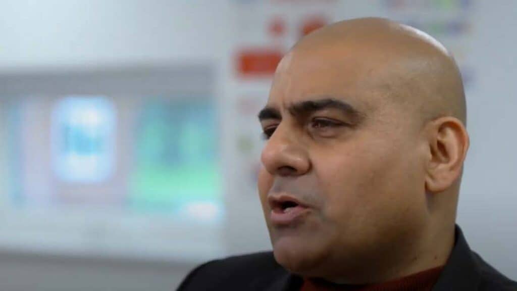 Qasim Train to teach